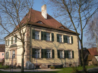 Gartenansicht Pfarrhaus