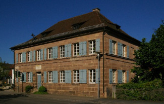 Gemeindehaus Vorderansicht